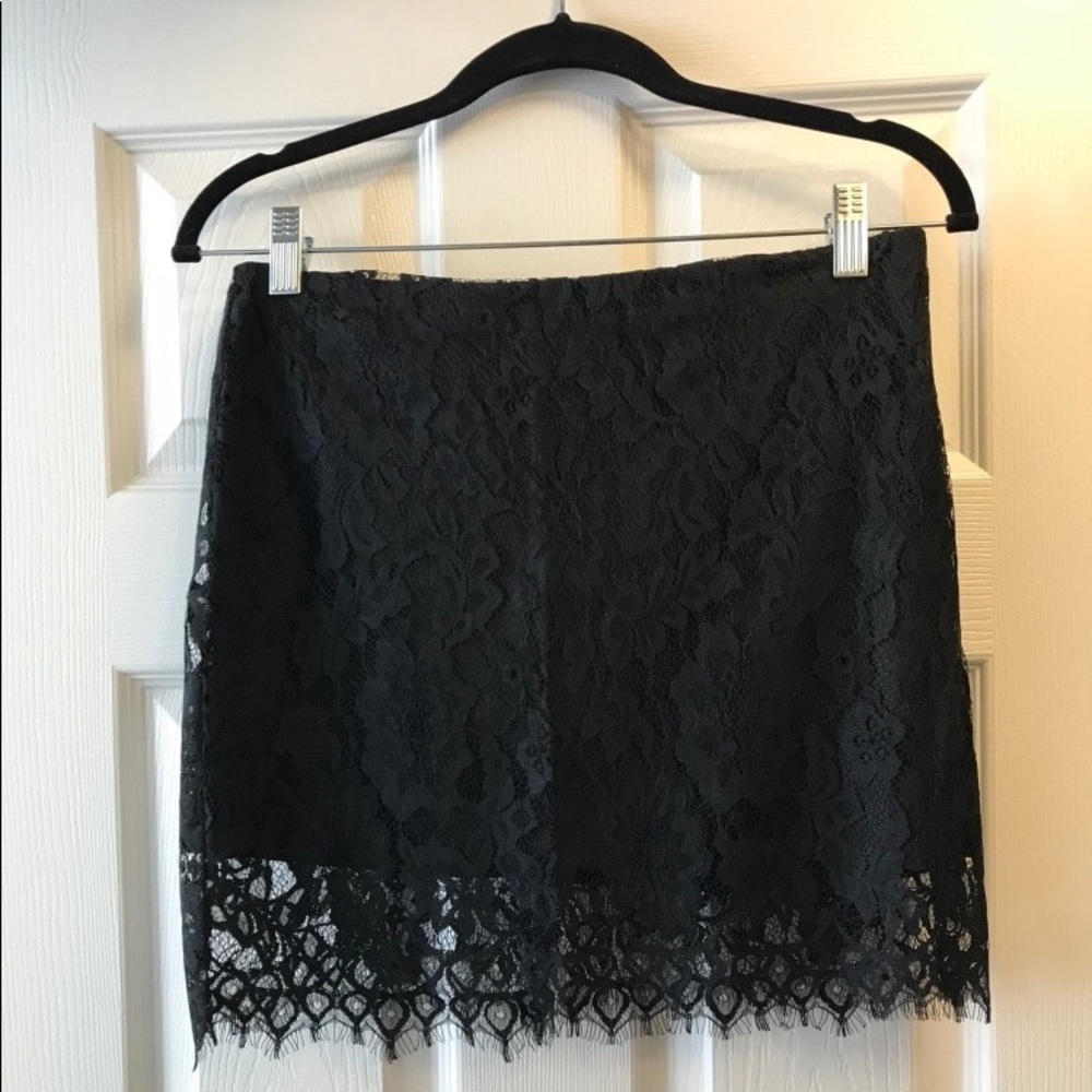 Black Lace Bb Dakota Skirt